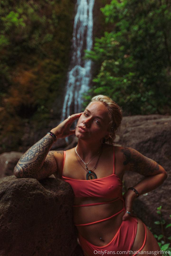 Photo by thatkansasgirlfree published on June 4,2023 13:25:36 - BestThots