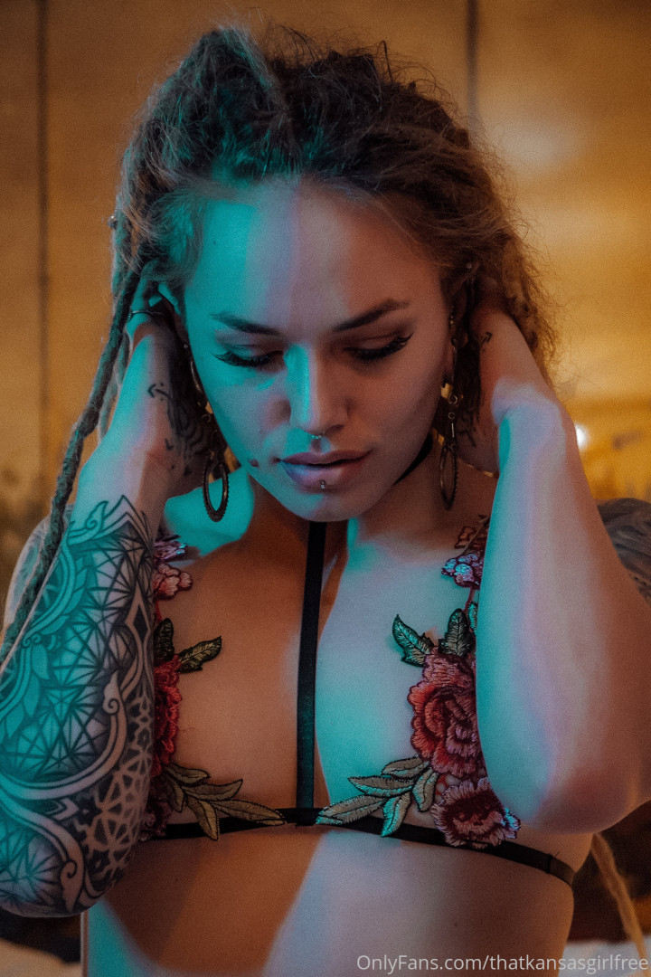 Photo by thatkansasgirlfree published on June 4,2023 13:27:12 - BestThots