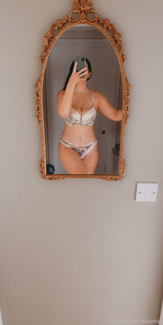 Photo by evelynwhite published on September 1,2023 03:53:52 - BestThots