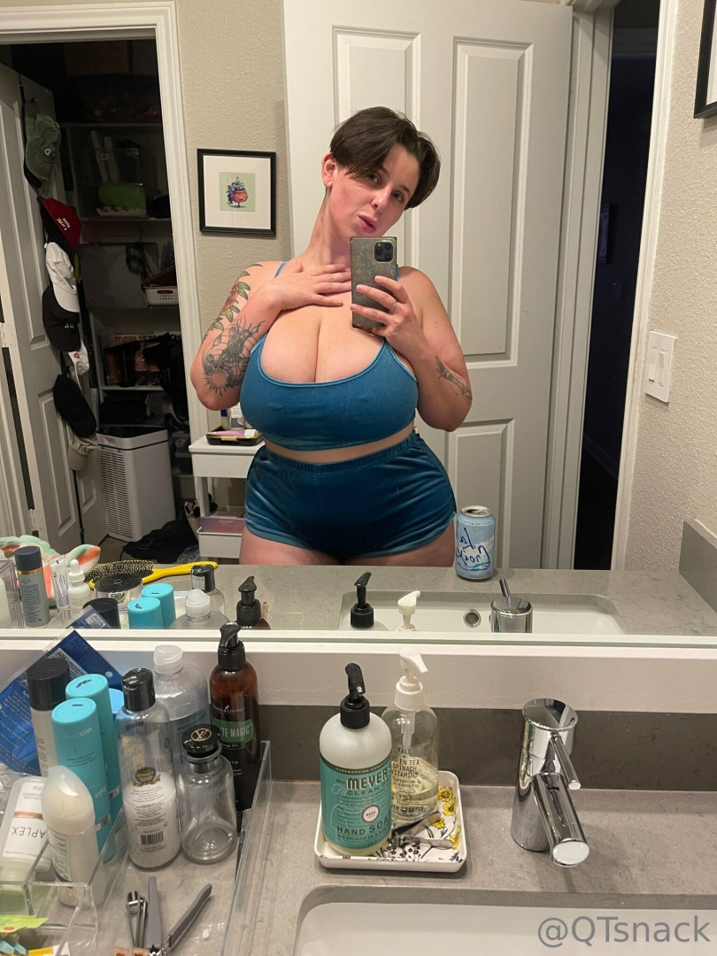 Photo by qtsnack published on July 5,2023 05:03:03 - BestThots