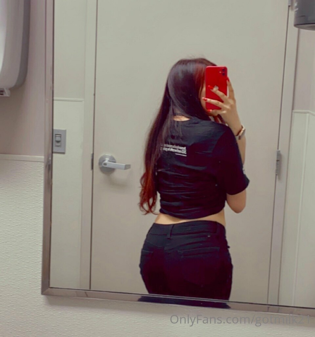 Photo by toxicpvssy published on May 16,2023 15:23:30 - BestThots