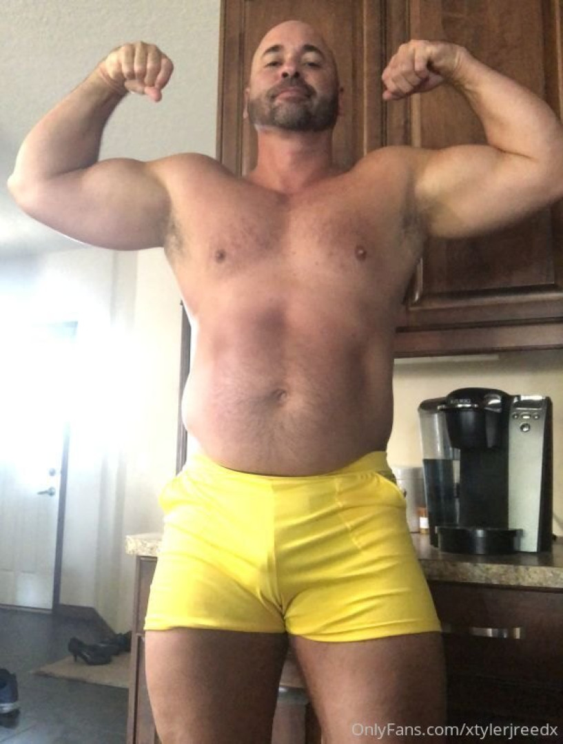 Photo by xtylerjreedx published on May 15,2023 20:55:46 - BestThots