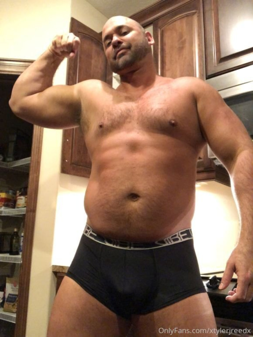 Photo by xtylerjreedx published on May 15,2023 21:01:34 - BestThots