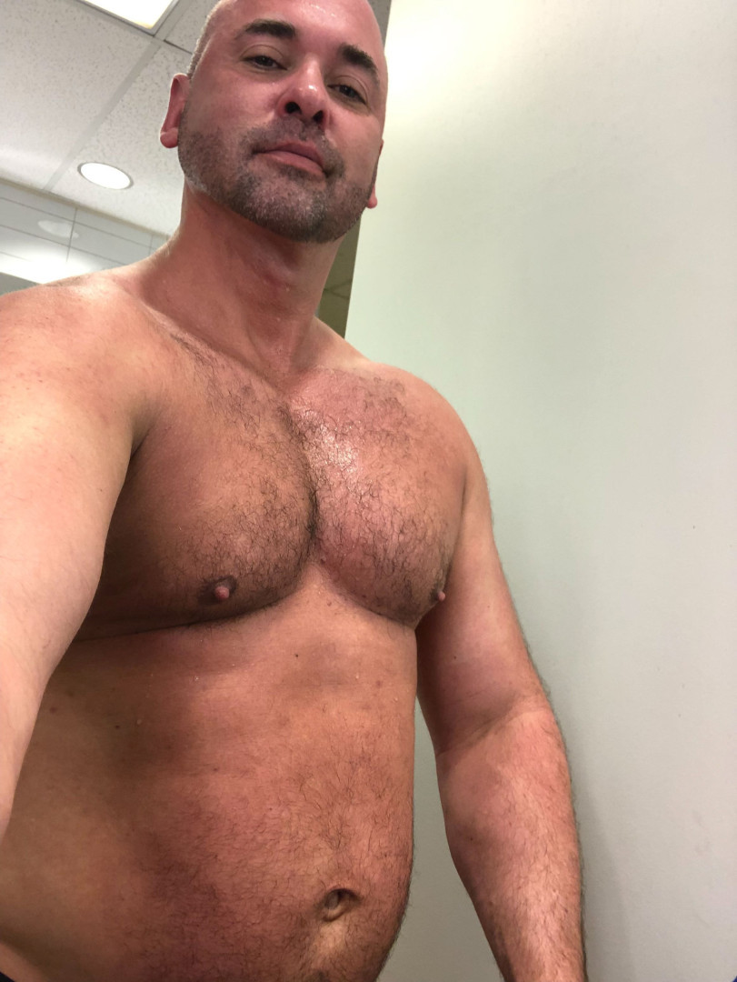 Photo by xtylerjreedx published on May 15,2023 21:01:47 - BestThots