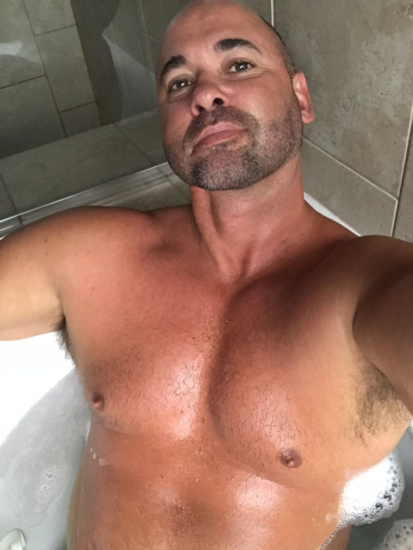 Photo by xtylerjreedx published on May 15,2023 21:01:49 - BestThots