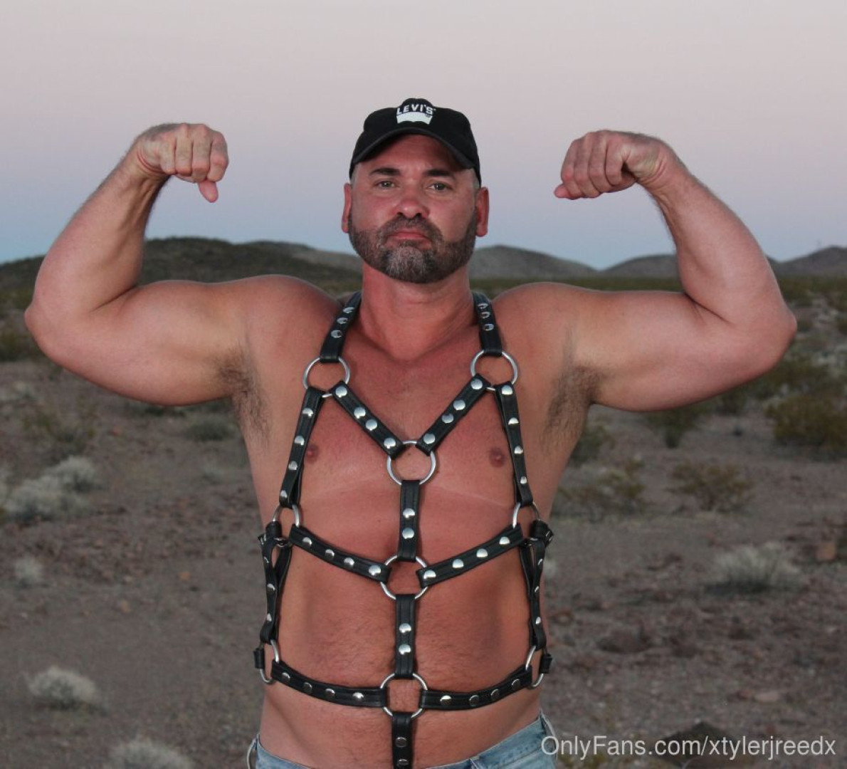 Photo by xtylerjreedx published on May 15,2023 21:01:51 - BestThots