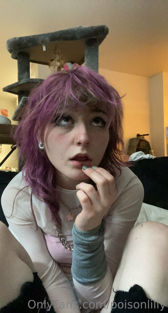 Photo by poisonlilly published on October 11,2023 03:10:04 - BestThots