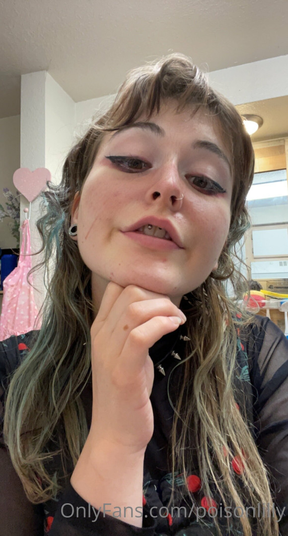 Photo by poisonlilly published on October 11,2023 03:21:33 - BestThots