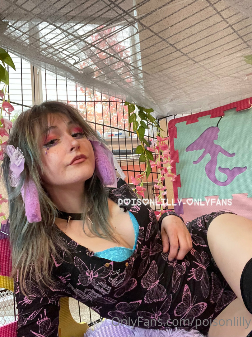 Photo by poisonlilly published on October 11,2023 03:24:27 - BestThots