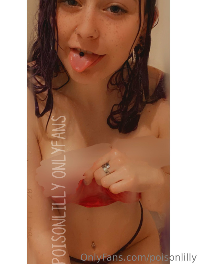 Photo by poisonlilly published on October 11,2023 03:30:02 - BestThots