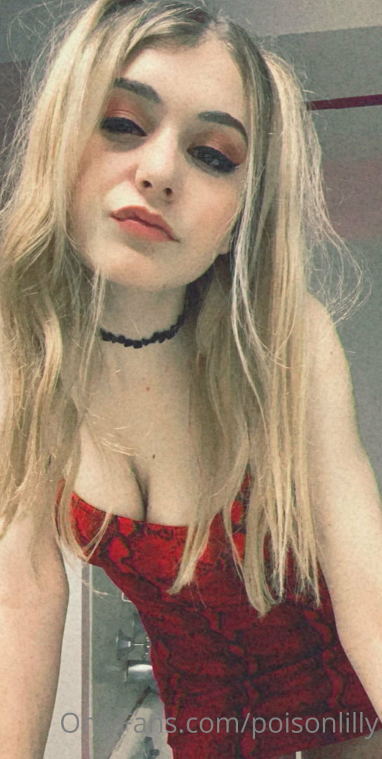 Photo by poisonlilly published on October 11,2023 03:48:49 - BestThots