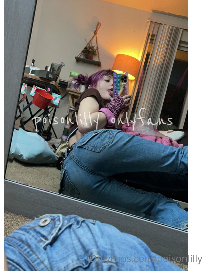Photo by poisonlilly published on October 11,2023 04:53:33 - BestThots