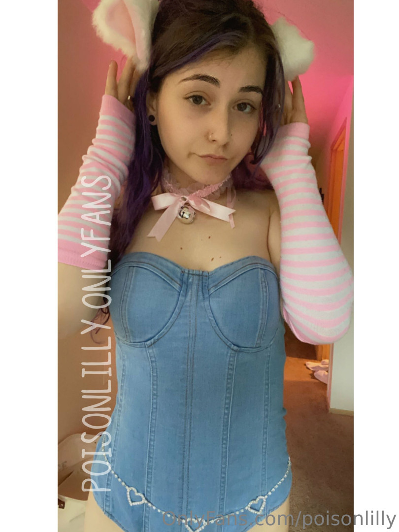 Photo by poisonlilly published on October 11,2023 05:17:17 - BestThots