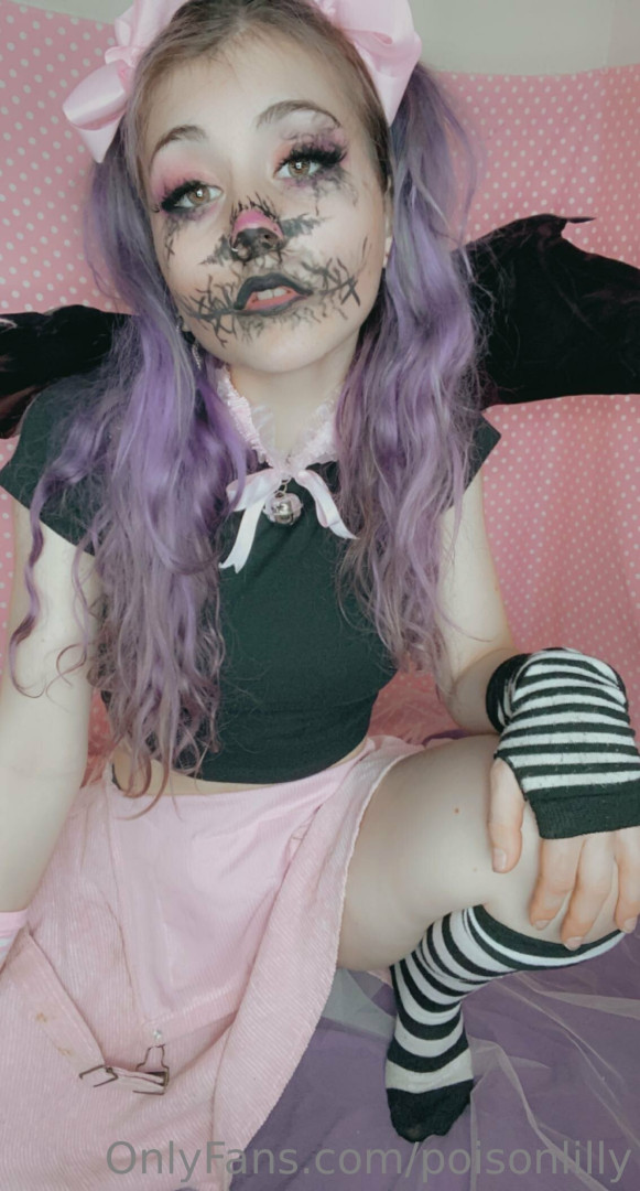 Photo by poisonlilly published on October 11,2023 05:44:07 - BestThots