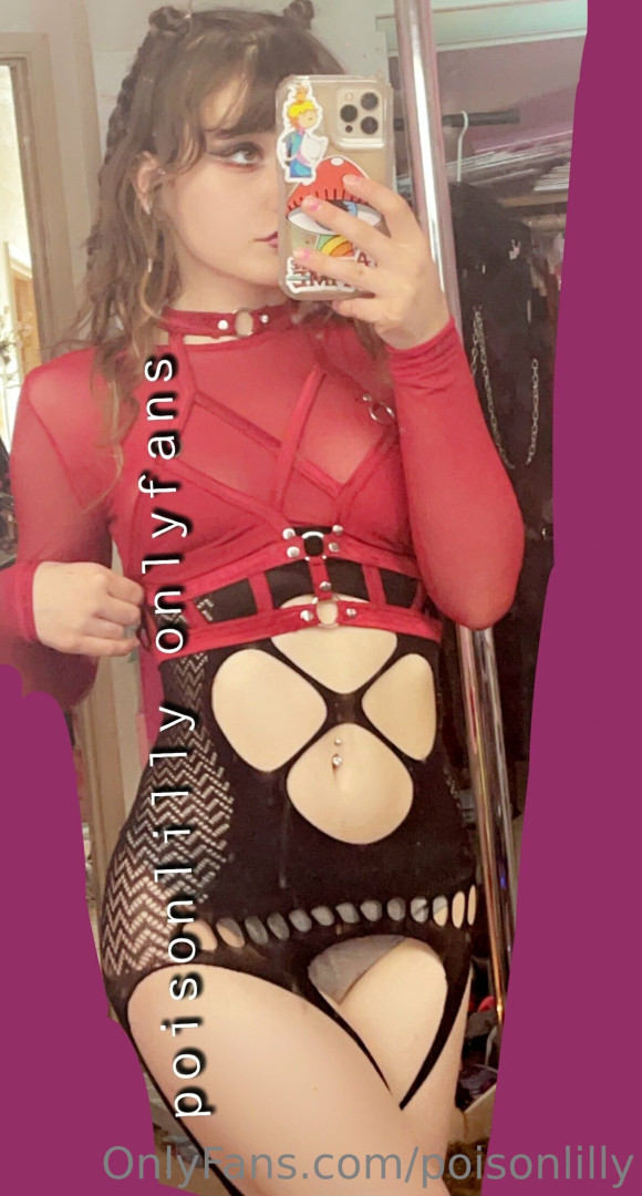Photo by poisonlilly published on October 11,2023 05:48:21 - BestThots