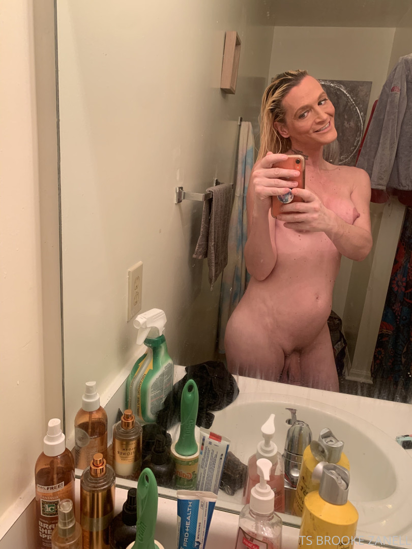 Photo by brookezanellxxx published on January 4,2024 00:06:10 - BestThots