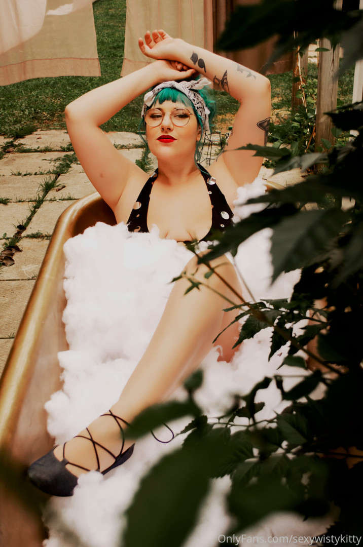 Photo by wistykitty published on May 16,2023 00:57:58 - BestThots