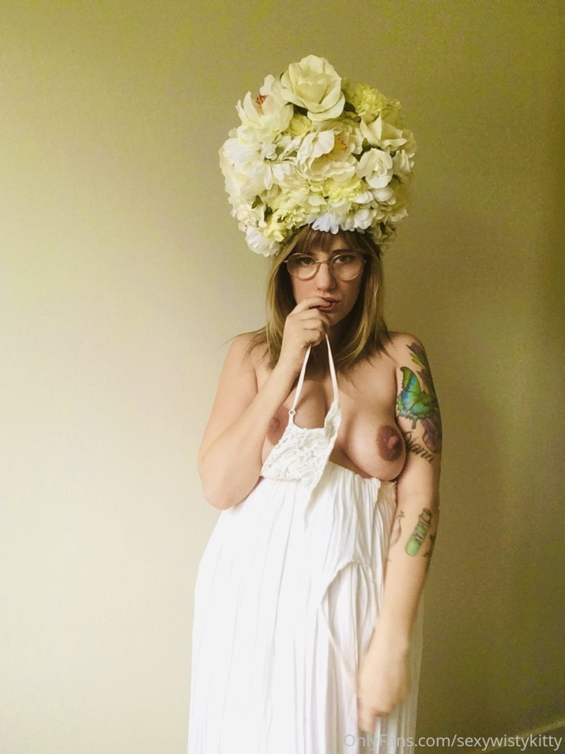 Photo by wistykitty published on May 16,2023 00:58:47 - BestThots