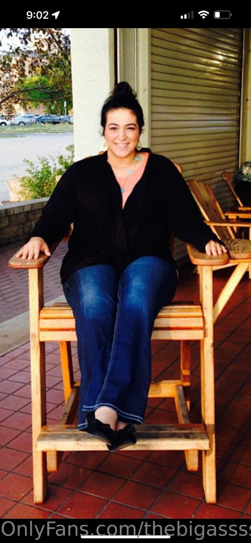 Photo by thebigassssbbw1 published on May 17,2023 03:45:26 - BestThots