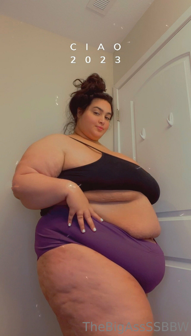 Photo by thebigassssbbw1 published on May 17,2023 03:45:47 - BestThots