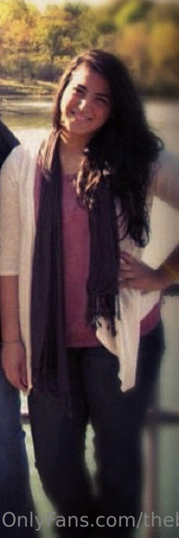 Photo by thebigassssbbw1 published on May 17,2023 03:47:52 - BestThots