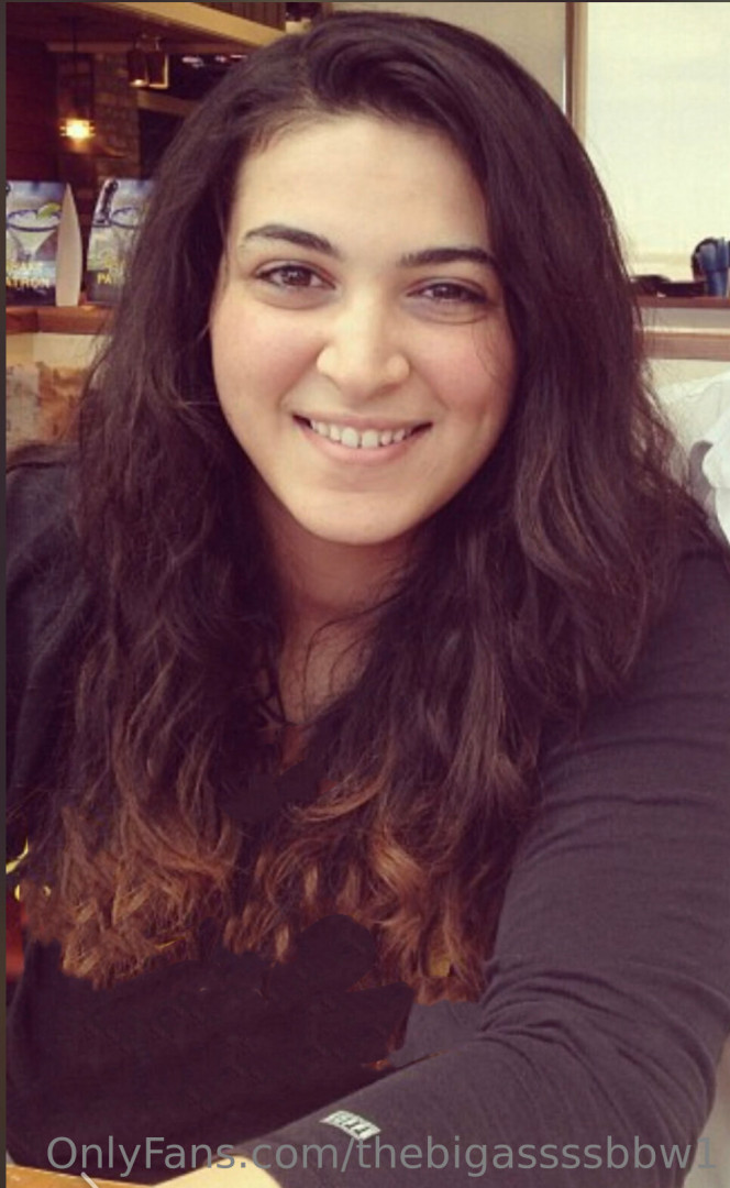 Photo by thebigassssbbw1 published on May 17,2023 03:48:41 - BestThots