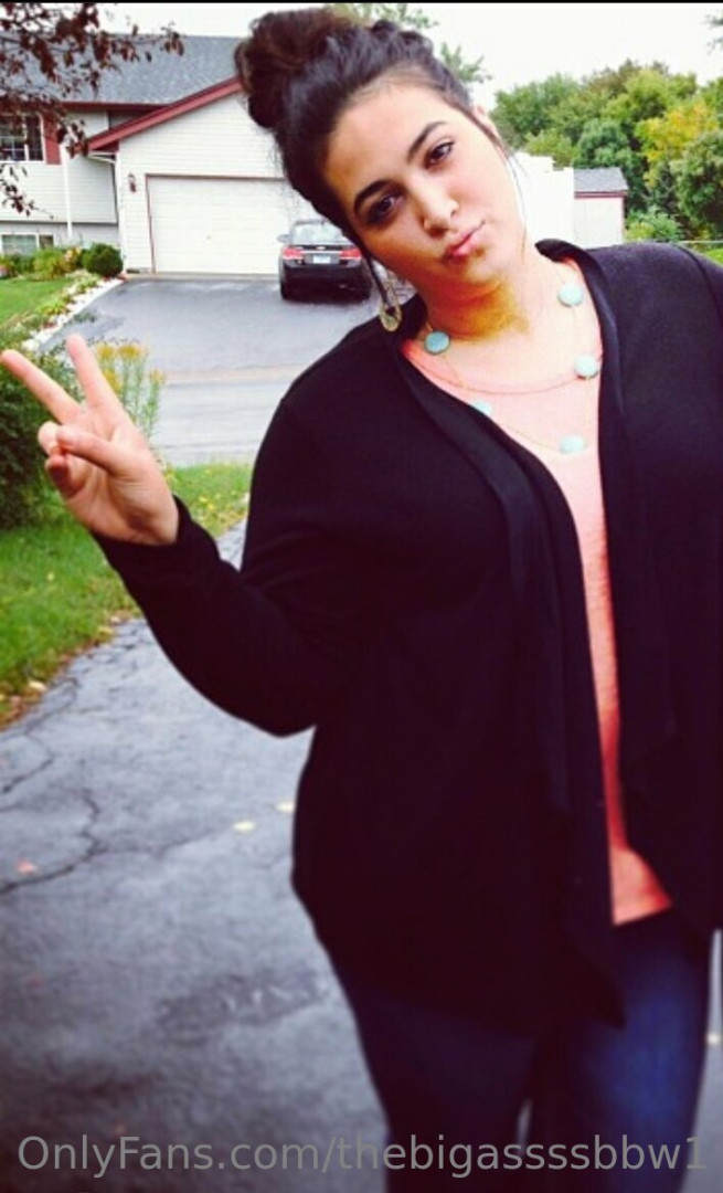 Photo by thebigassssbbw1 published on May 17,2023 03:50:21 - BestThots