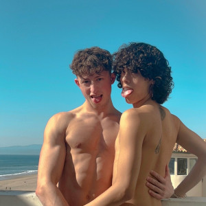 iamchennyxxx #2044897