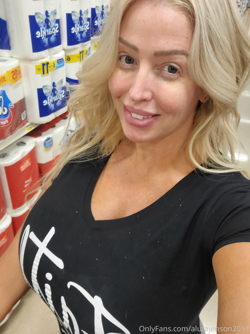 Photo by alurajenson2011 published on November 20,2023 05:33:19 - BestThots