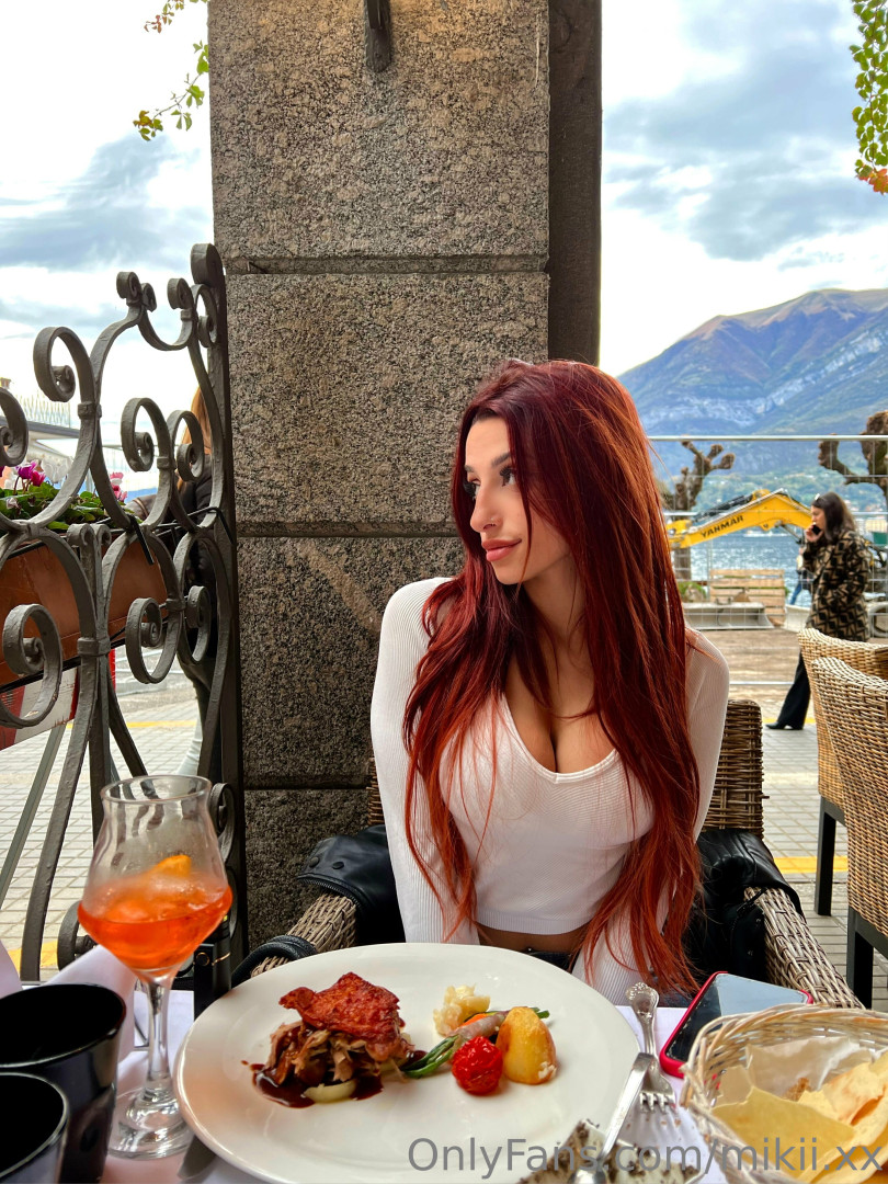 Photo by mikii.xx published on November 6,2023 04:18:26 - BestThots