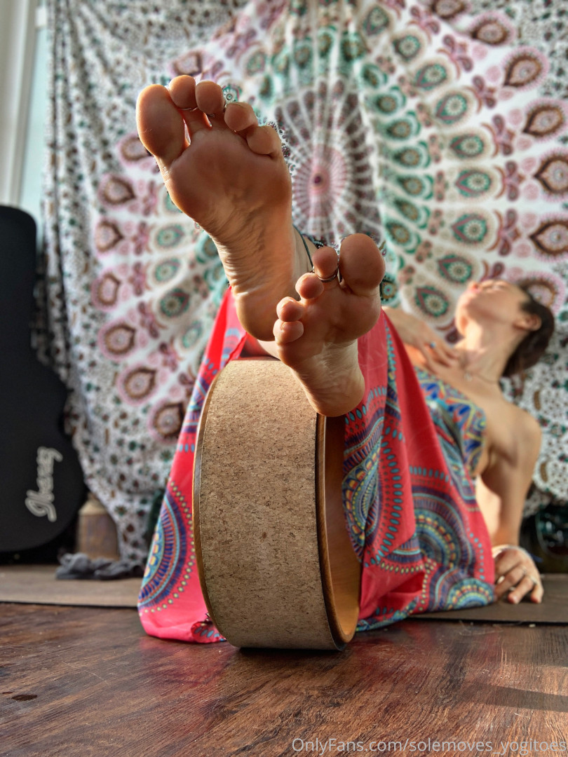 Photo by solemoves_yogitoes published on July 3,2023 13:56:42 - BestThots