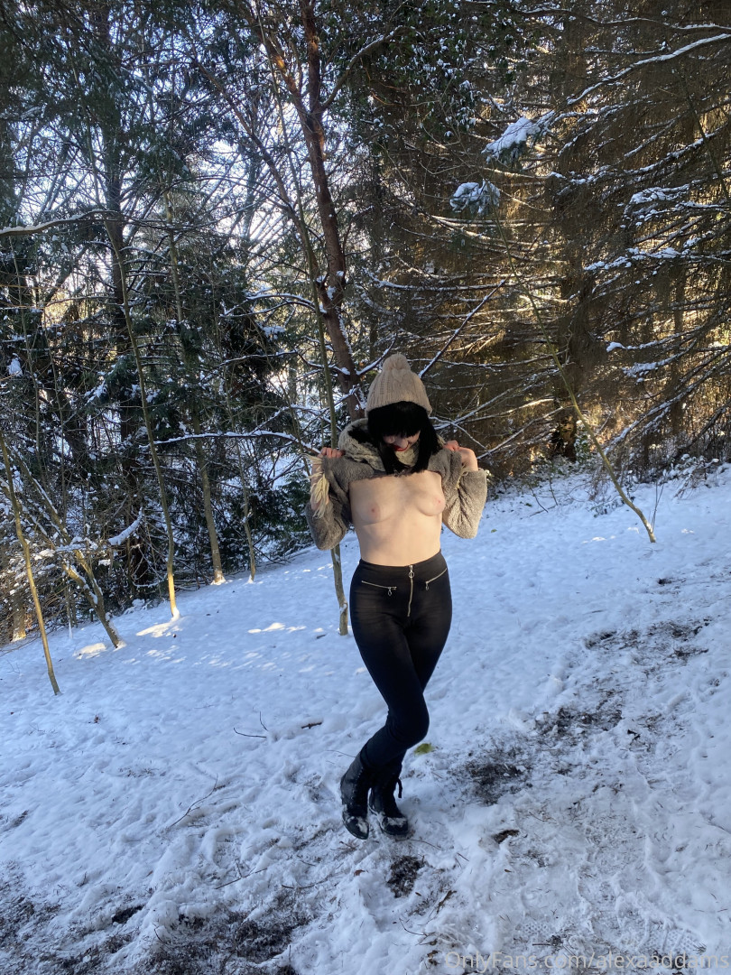 Photo by alexaaddams published on October 16,2023 13:56:08 - BestThots