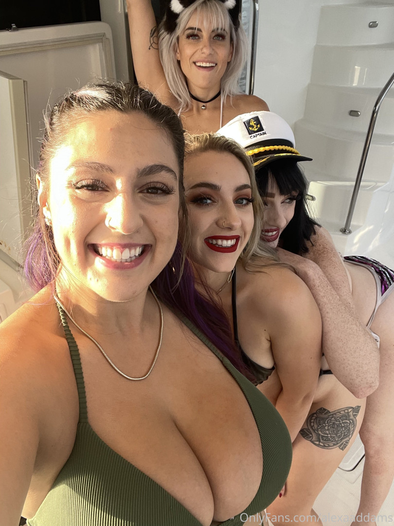 Photo by alexaaddams published on October 16,2023 14:39:23 - BestThots