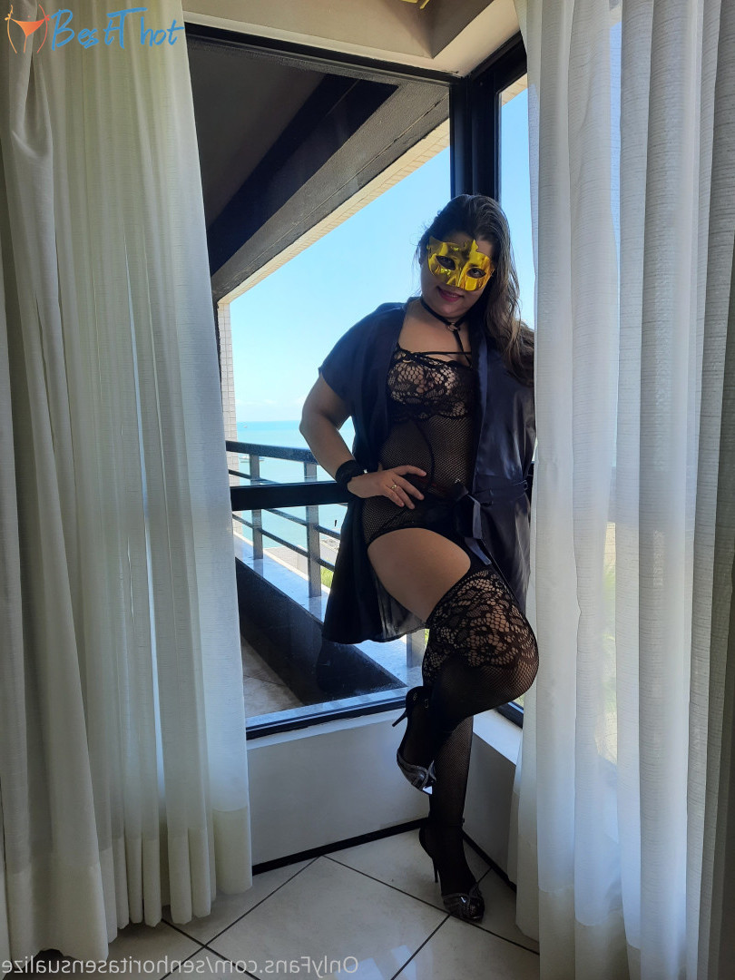 Photo by senhoritasensualize published on December 17,2024 15:06:43 - BestThots