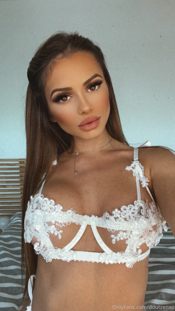 Photo by doutzenxo published on July 13,2023 23:56:59 - BestThots