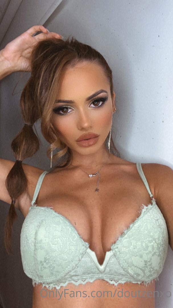 Photo by doutzenxo published on July 13,2023 23:59:31 - BestThots