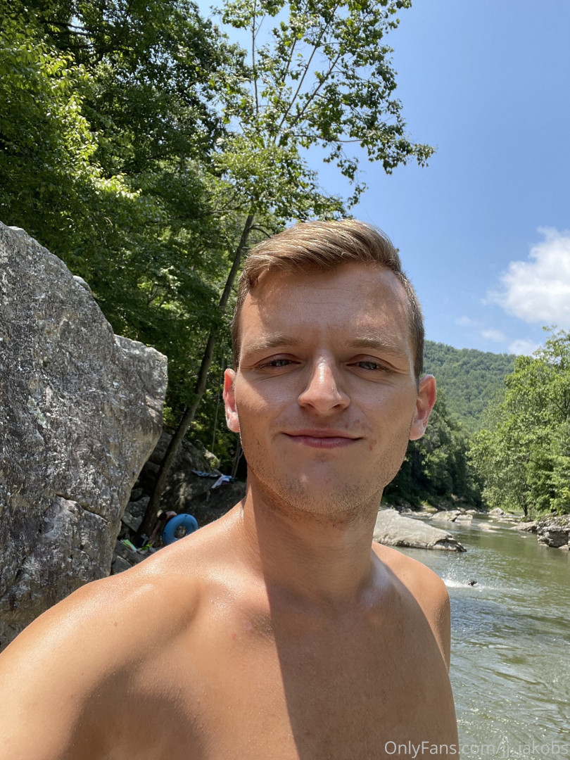 Photo by jj_jakobs published on October 12,2023 18:26:07 - BestThots