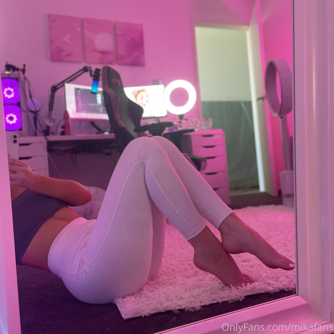 Photo by mikafans published on October 16,2023 22:32:33 - BestThots