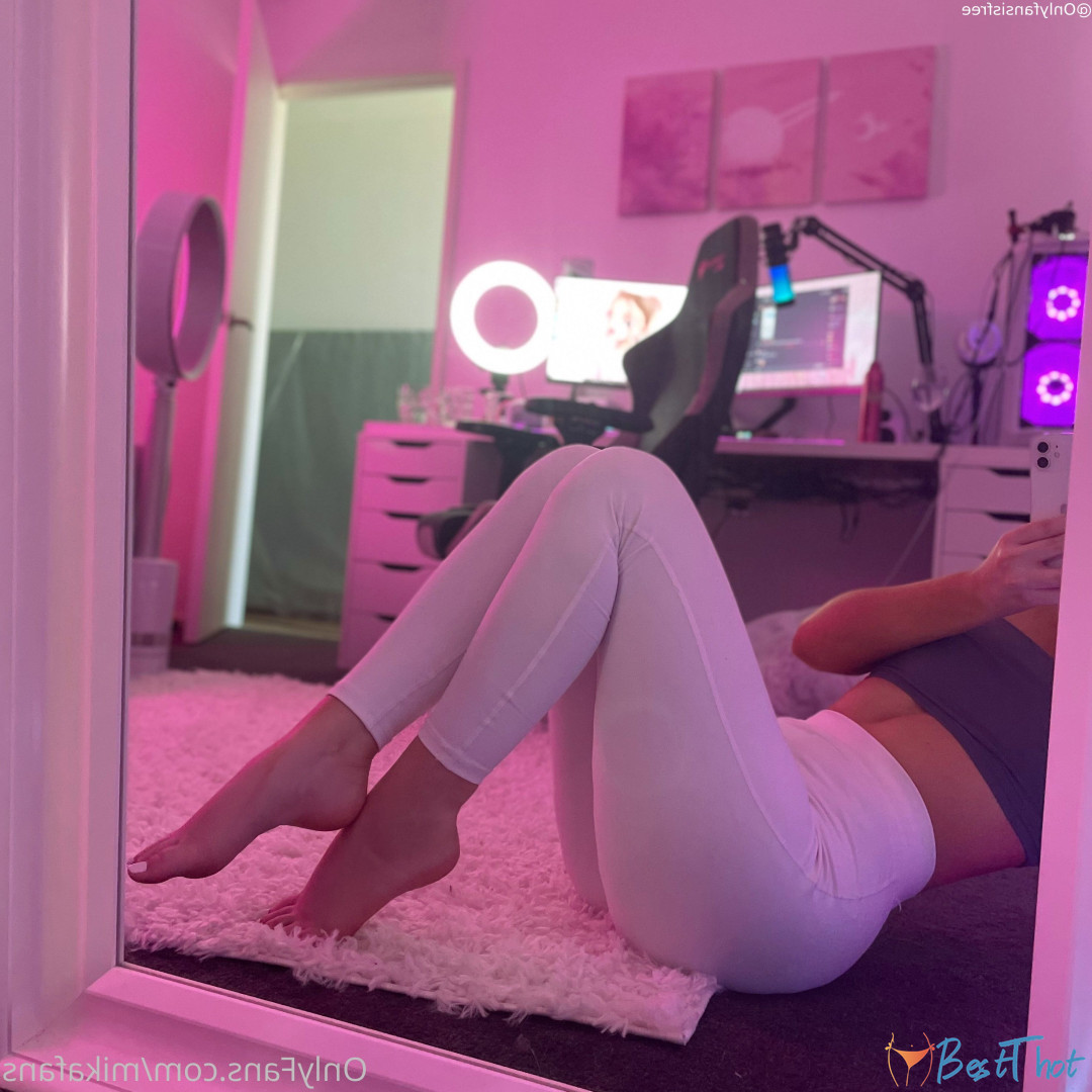 Photo by mikafans published on December 10,2024 17:09:30 - BestThots