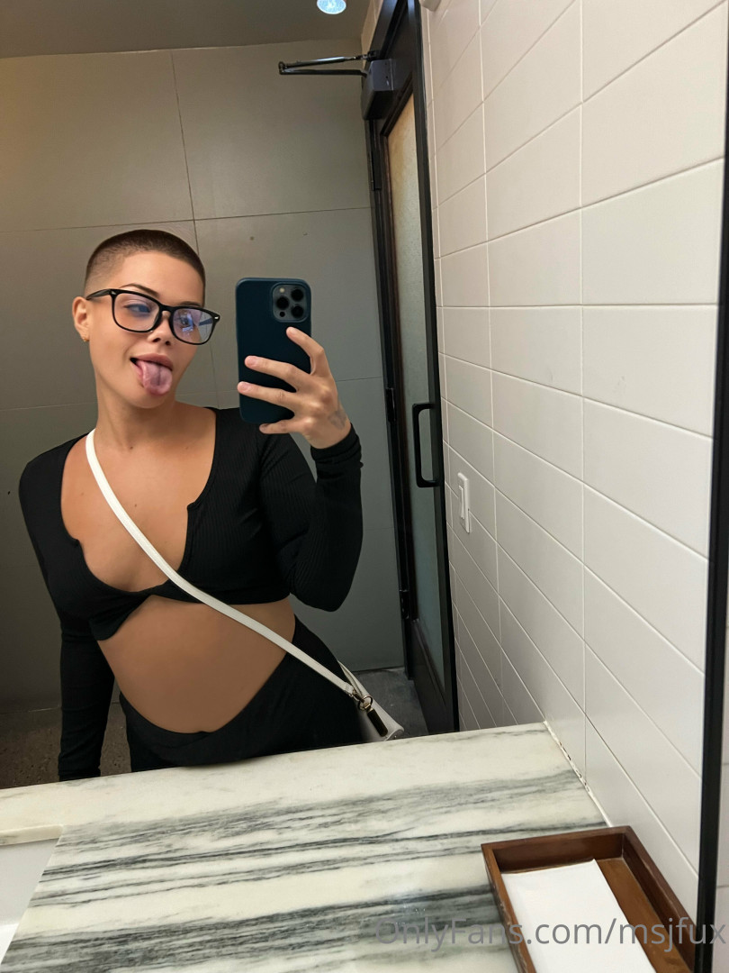 Photo by thericandemon published on May 16,2023 21:28:55 - BestThots