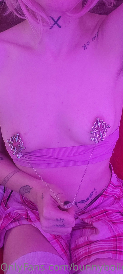 Photo by bunnyboilewd published on July 24,2023 12:08:55 - BestThots