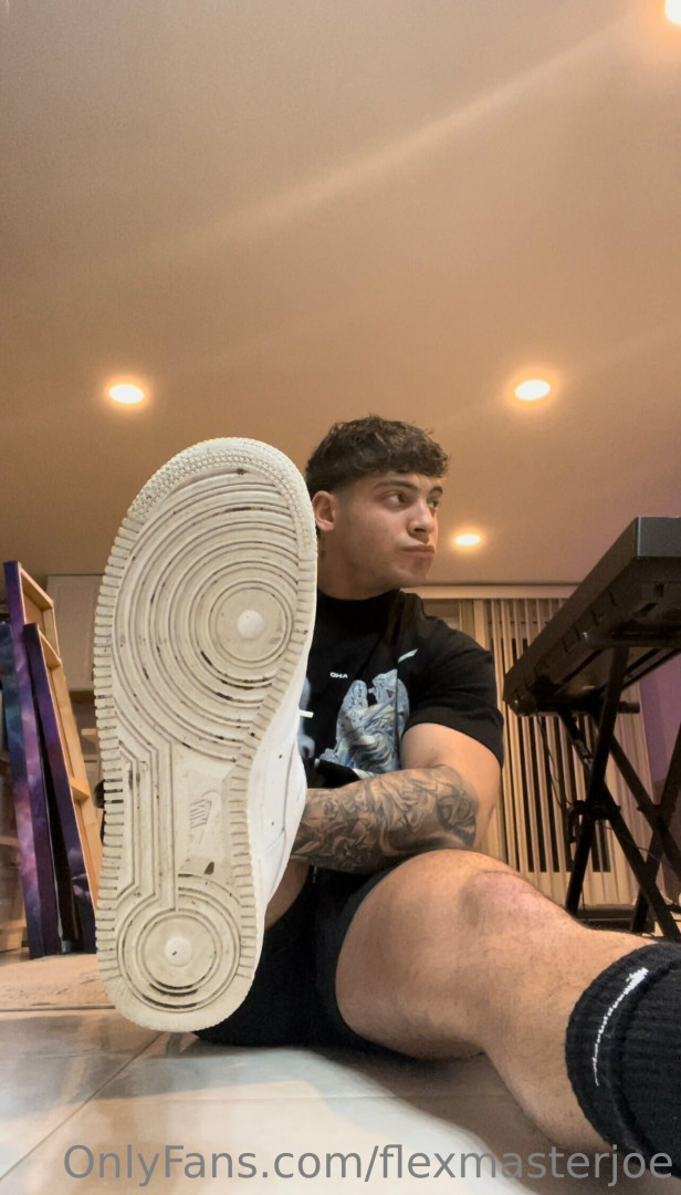 Photo by flexmasterjoe published on January 13,2024 12:00:45 - BestThots