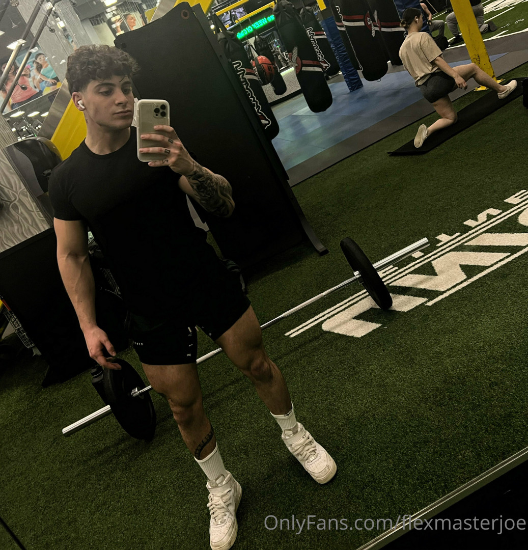 Photo by flexmasterjoe published on January 13,2024 12:00:55 - BestThots