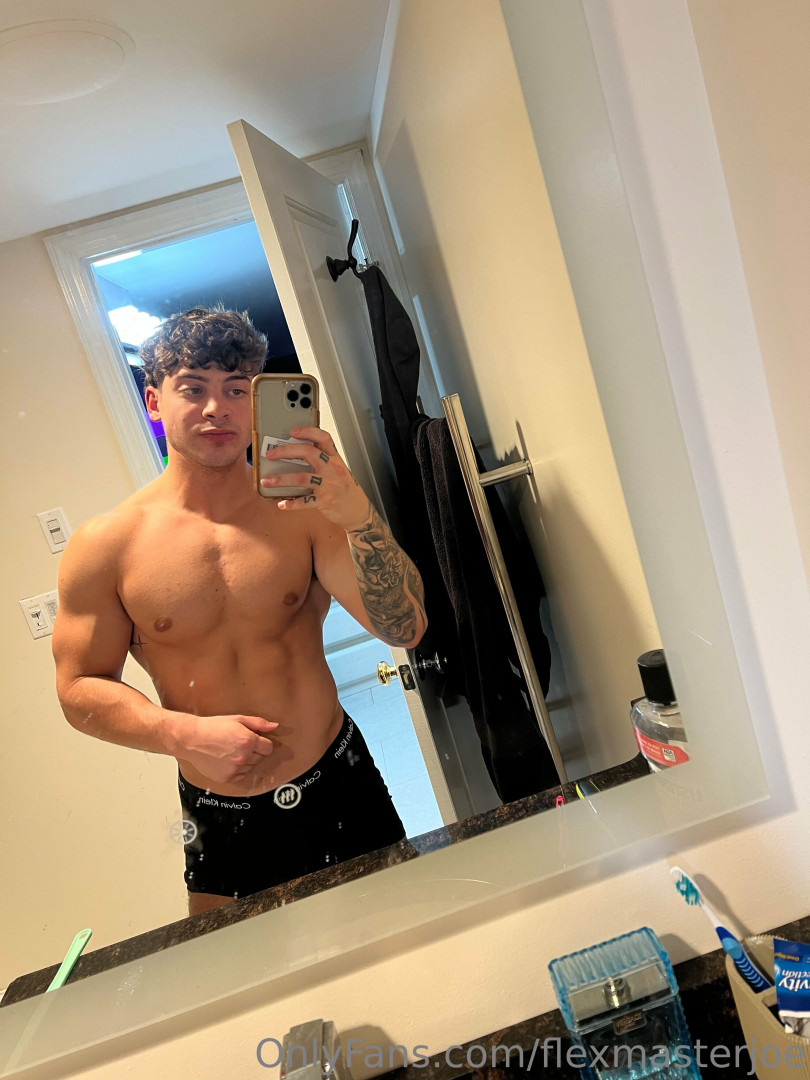 Photo by flexmasterjoe published on January 13,2024 12:01:19 - BestThots