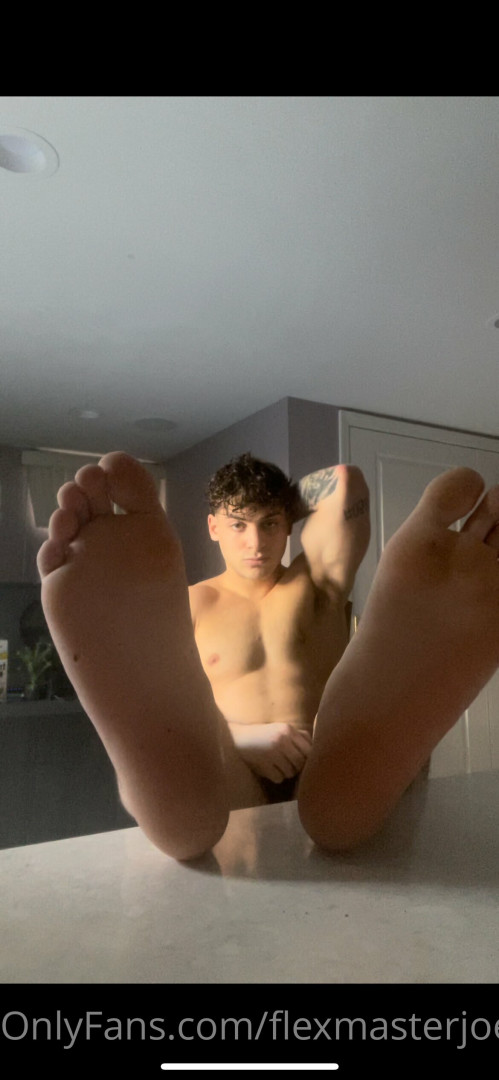 Photo by flexmasterjoe published on January 13,2024 12:01:23 - BestThots