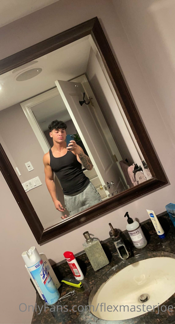 Photo by flexmasterjoe published on January 13,2024 12:01:26 - BestThots