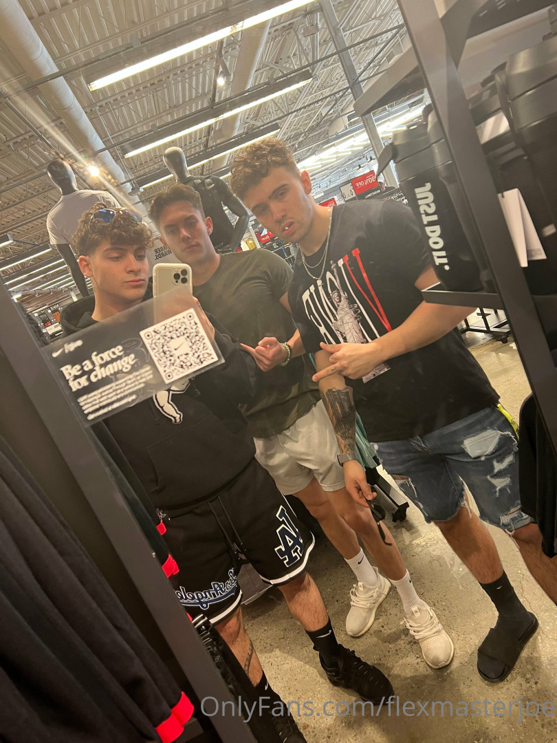Photo by flexmasterjoe published on January 13,2024 12:01:43 - BestThots