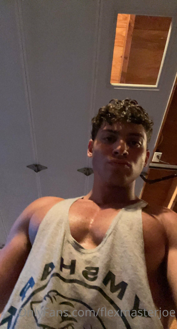 Photo by flexmasterjoe published on January 13,2024 12:01:49 - BestThots