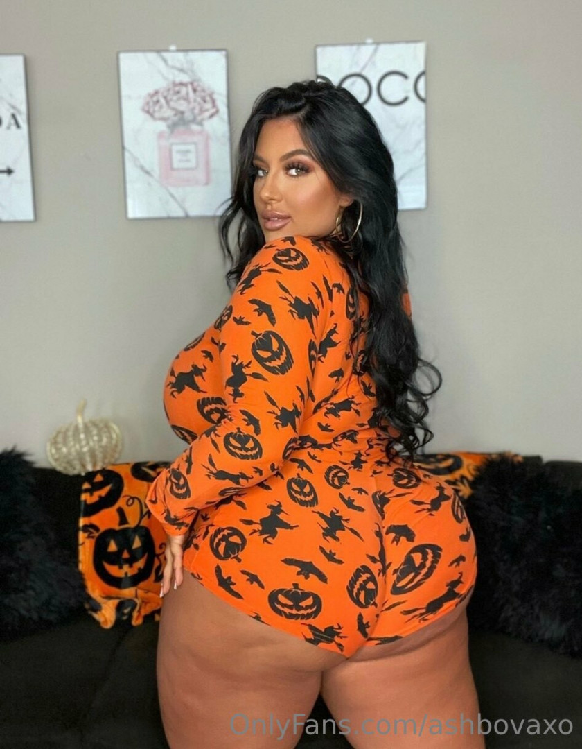Photo by ashbovaxo published on May 30,2023 22:52:48 - BestThots