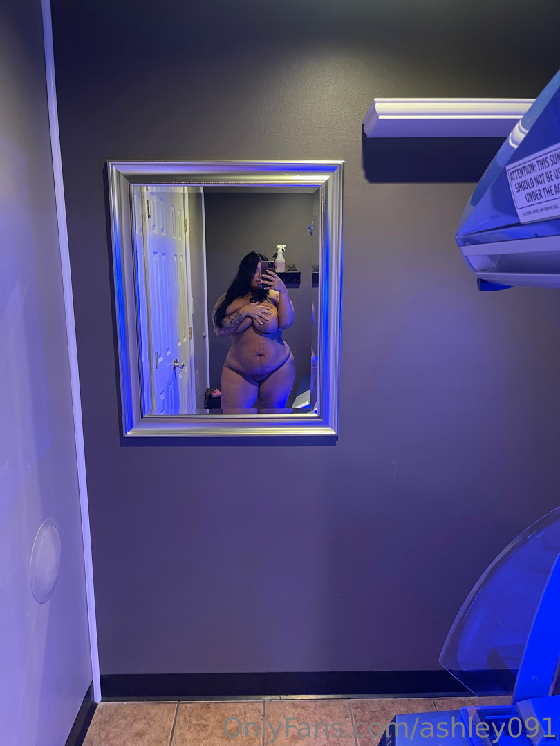 Photo by ashbovaxo published on May 30,2023 22:54:48 - BestThots